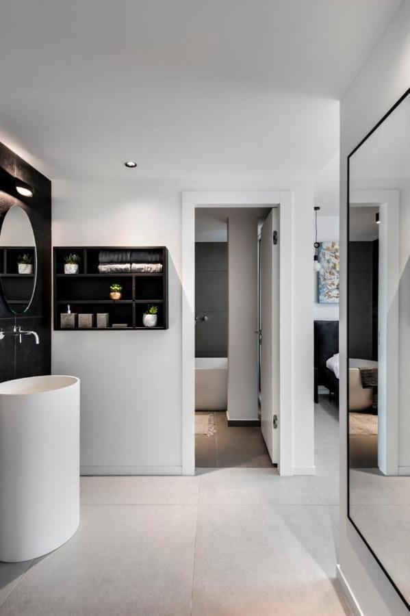 Yefet - By Beach Apartments Tlv Tel Aviv Bagian luar foto