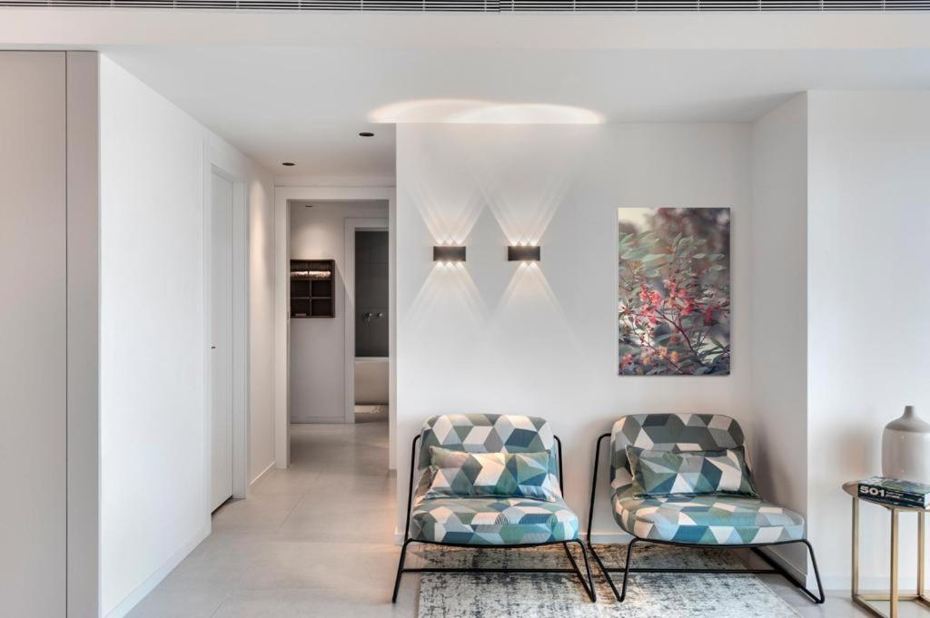 Yefet - By Beach Apartments Tlv Tel Aviv Bagian luar foto